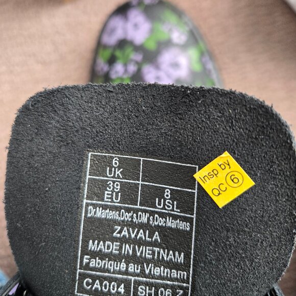 NWT Dr. Martens Floral Boots - Picture 2 of 9